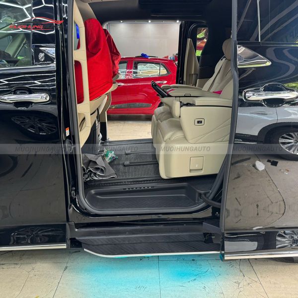 Bệ Bước Điện Toyota Alphard 2023-2025