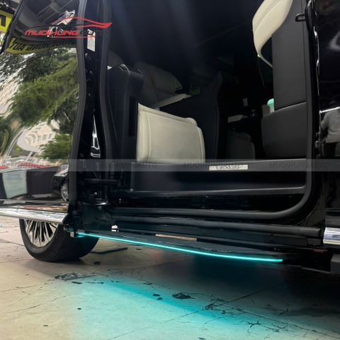 Bệ bước chân điện Lexus LM350