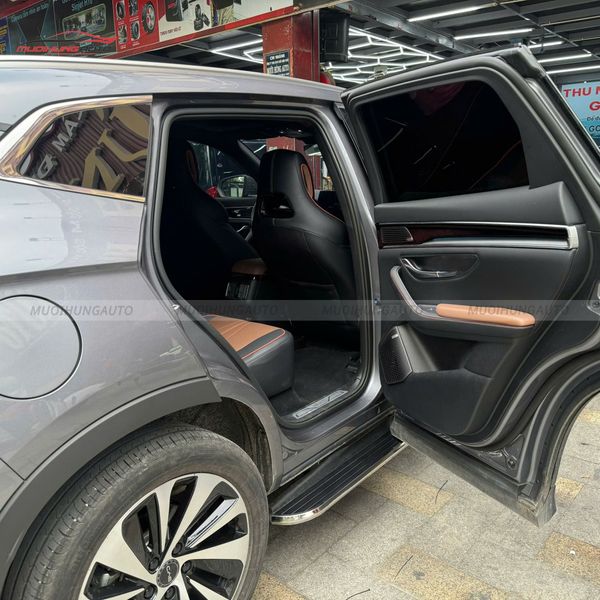 Bệ Bước Chân BYD Sealion 6