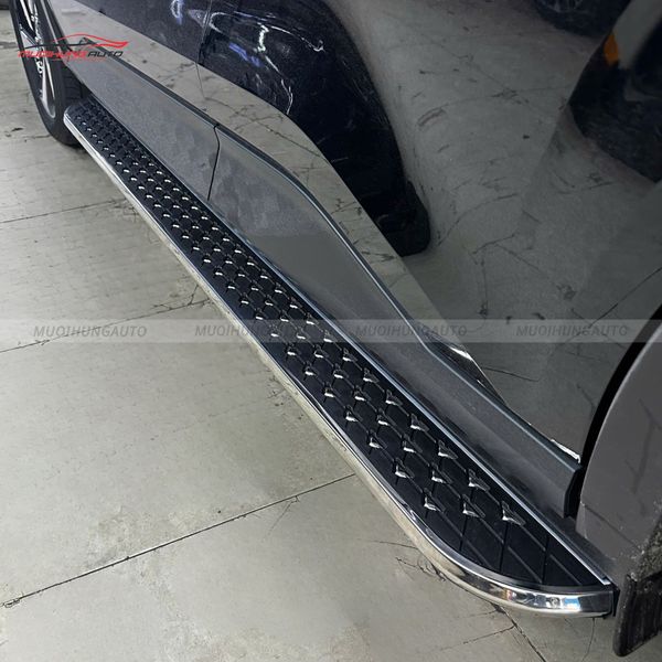 Bệ Bước Chân Mitsubishi Xforce