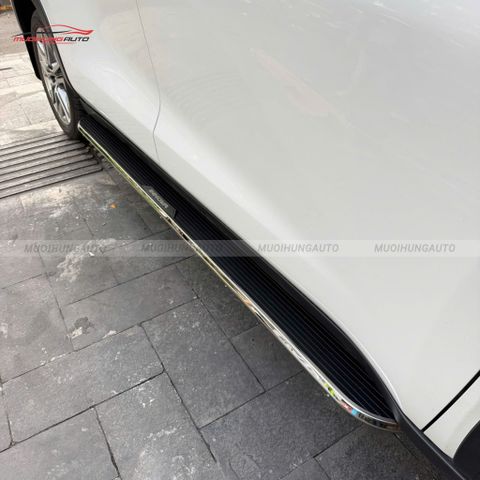 Bệ bước chân Toyota Innova 2026