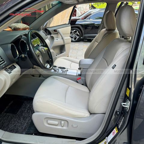 Bọc ghế da ô tô Toyota Highlander 2011