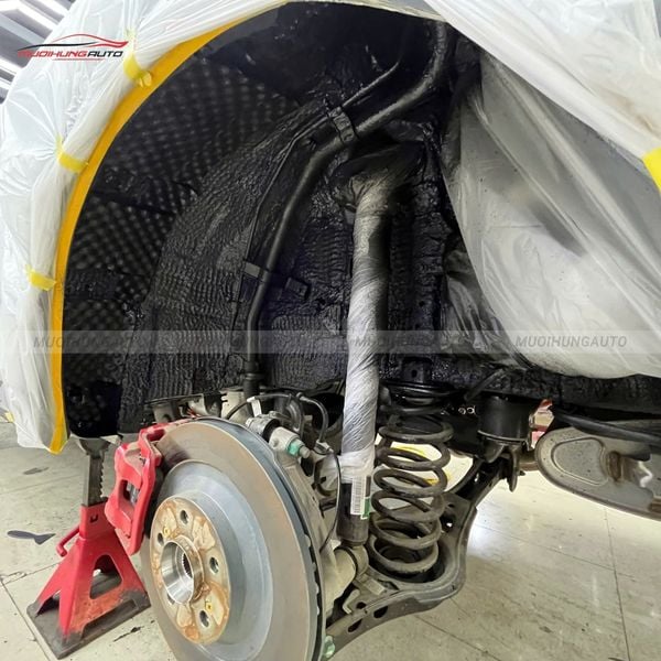 Cách Âm Hốc Bánh Jaecoo J7 2026