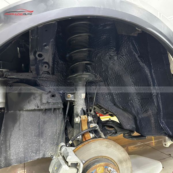 Cách Âm Hốc Bánh Vinfast VF8 2025