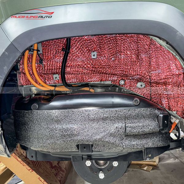 Cách Âm Hốc Bánh Vinfast VF3