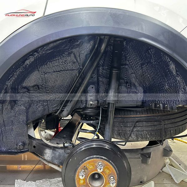 Cách Âm Hốc Bánh Vinfast VF8 2025