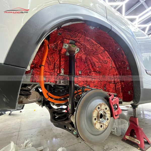 Cách Âm Hốc Bánh Jaecoo J7 2026