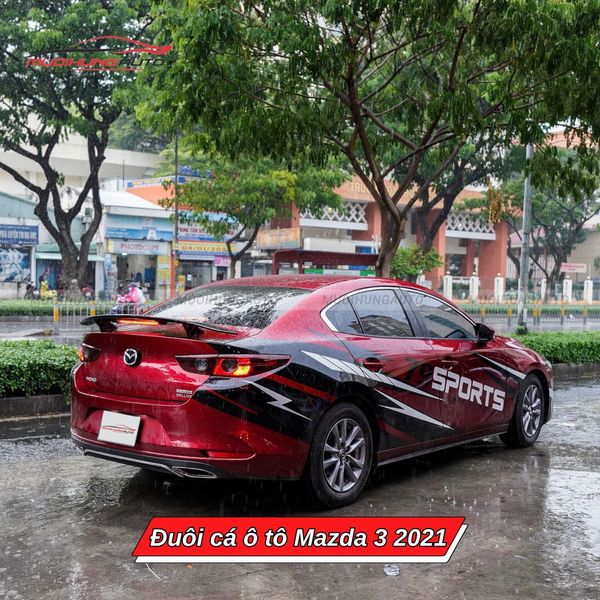 Đuôi Cá Ô Tô Mazda 3 2021