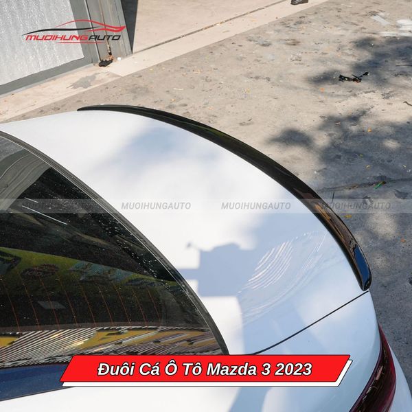 Đuôi Cá Ô Tô Mazda 3 2023