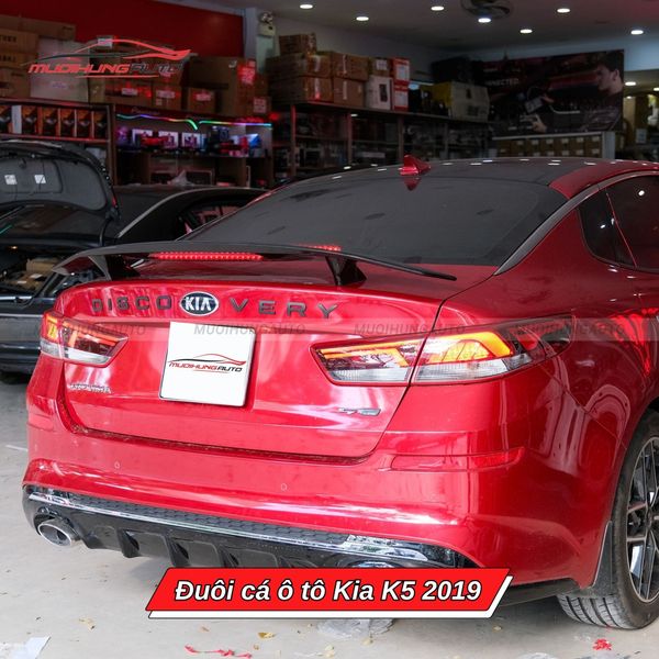Đuôi Cá Ô Tô Kia K5 2019