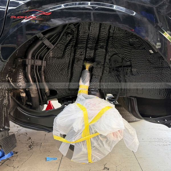 Cách Âm Hốc Bánh Toyota Land Cruiser LC300 2024