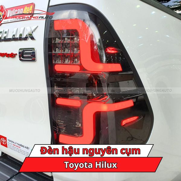 Đèn Hậu Nguyên Cụm Toyota Hilux