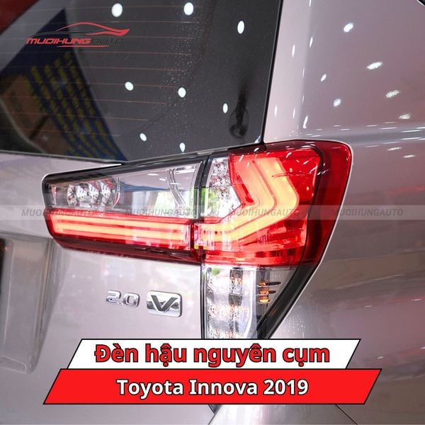 Đèn Hậu Nguyên Cụm Toyota Innova 2019