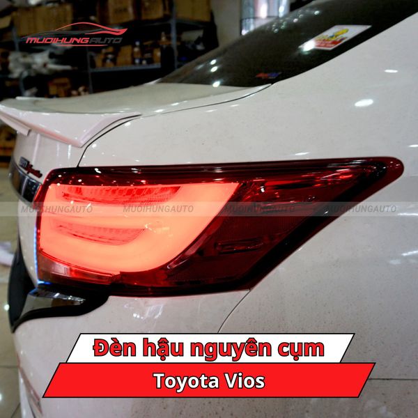 Đèn Hậu Nguyên Cụm Toyota Vios