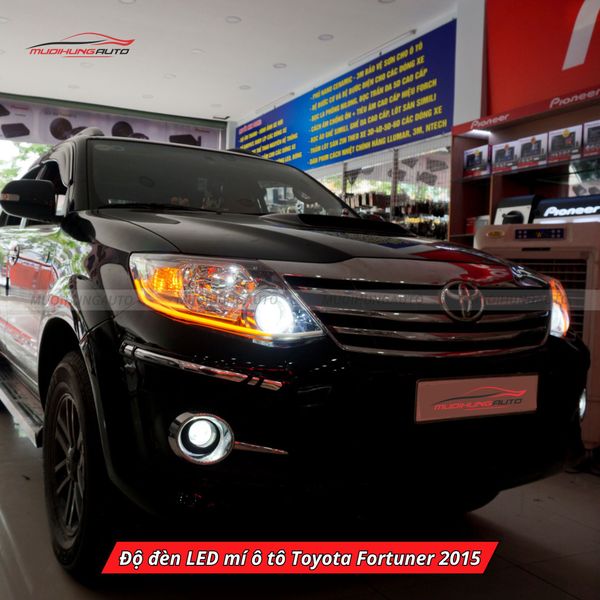 Độ Đèn LED Mí Ô Tô Toyota Fortuner 2015