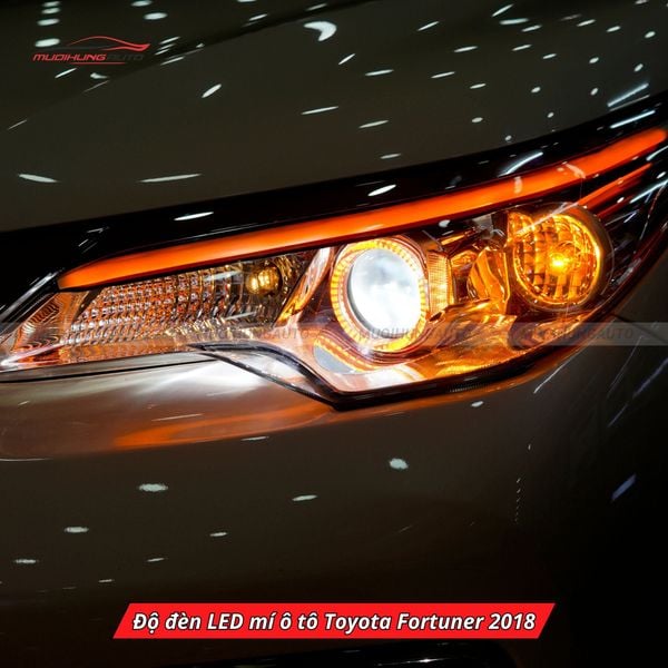 Độ Đèn LED Mí Ô Tô Toyota Fortuner 2018