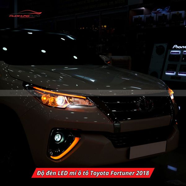 Độ Đèn LED Mí Ô Tô Toyota Fortuner 2018