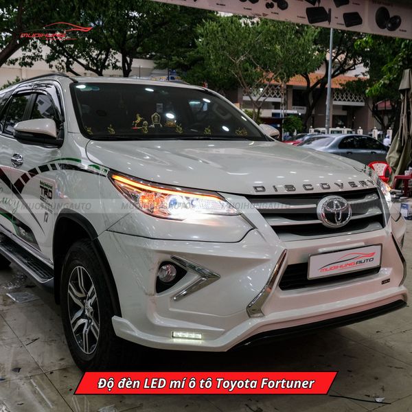 Độ Đèn LED Mí Ô Tô Toyota Fortuner