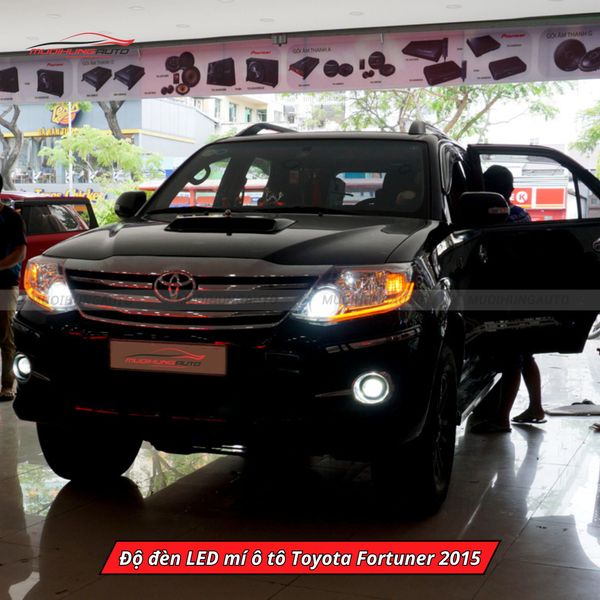 Độ Đèn LED Mí Ô Tô Toyota Fortuner 2015