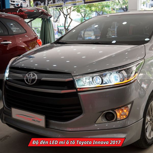 Độ Đèn LED Mí Ô Tô Toyota Innova 2017