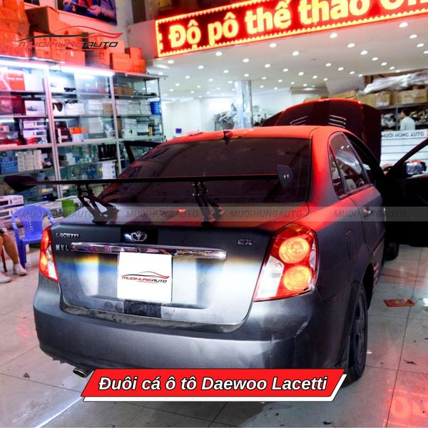 Đuôi Cá Ô Tô Daewoo Lacetti