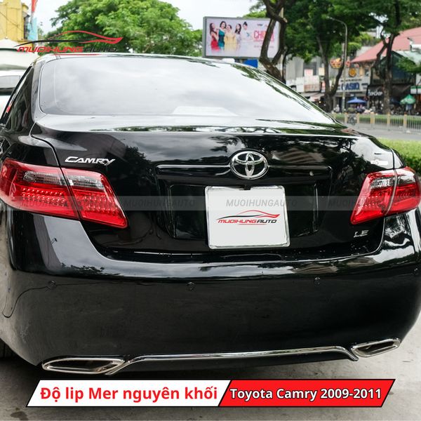 Độ Lip Pô Mercedes Nguyên Khối Cho Toyota Camry 2009-2011