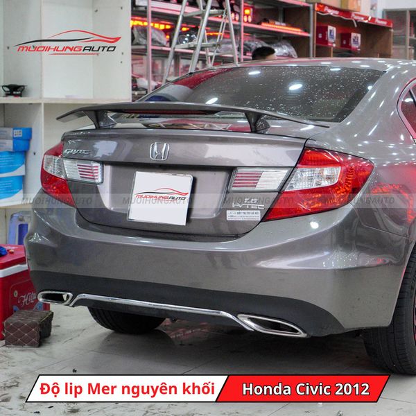 Độ Lip Pô Mercedes Nguyên Khối Cho Honda Civic 2012