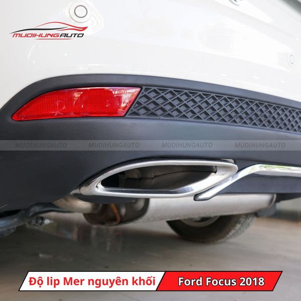 Độ Lip Pô Mercedes Nguyên Khối Cho Ford Focus 2018
