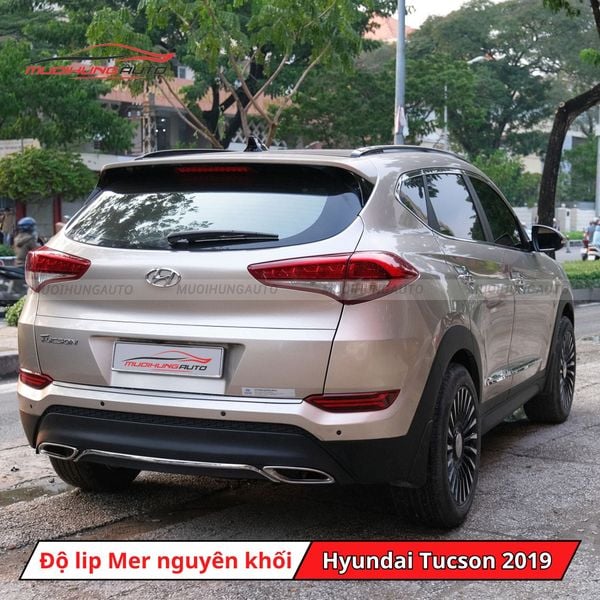 Độ Lip Pô Mercedes Nguyên Khối Cho Hyundai Tucson 2019