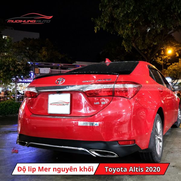 Độ Lip Pô Mercedes Nguyên Khối Cho Toyota Altis 2020