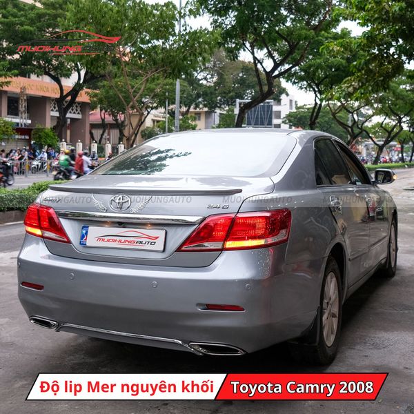 Độ Lip Pô Mercedes Nguyên Khối Cho Toyota Camry 2008
