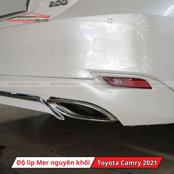 Độ Lip Pô Mercedes Nguyên Khối Cho Toyota Camry 2021