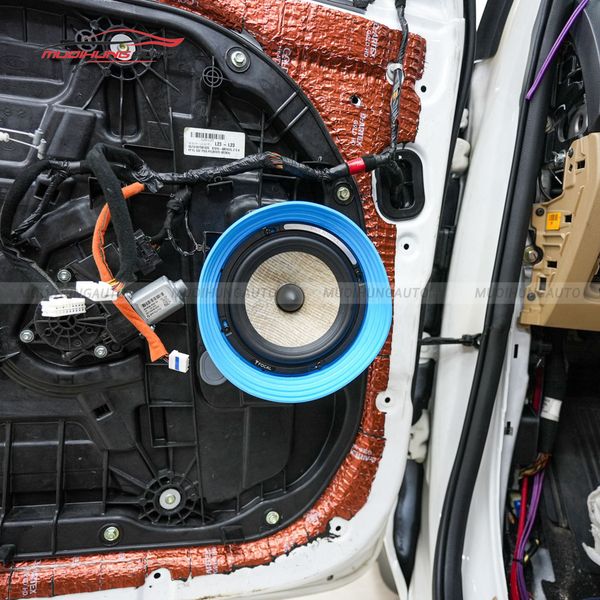 Độ Loa Cánh Ô Tô Kia Sedona 2018