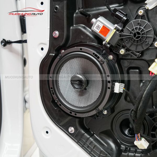 Độ Loa Cánh Ô Tô Kia K5