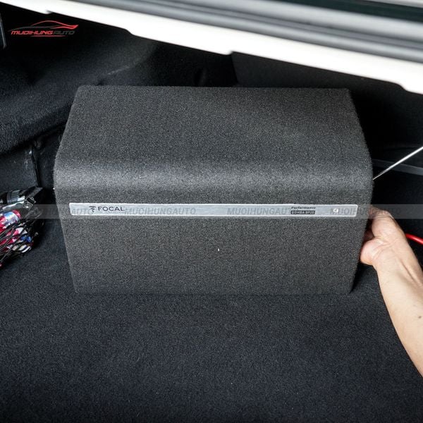 Độ Loa Sub Mercedes E250