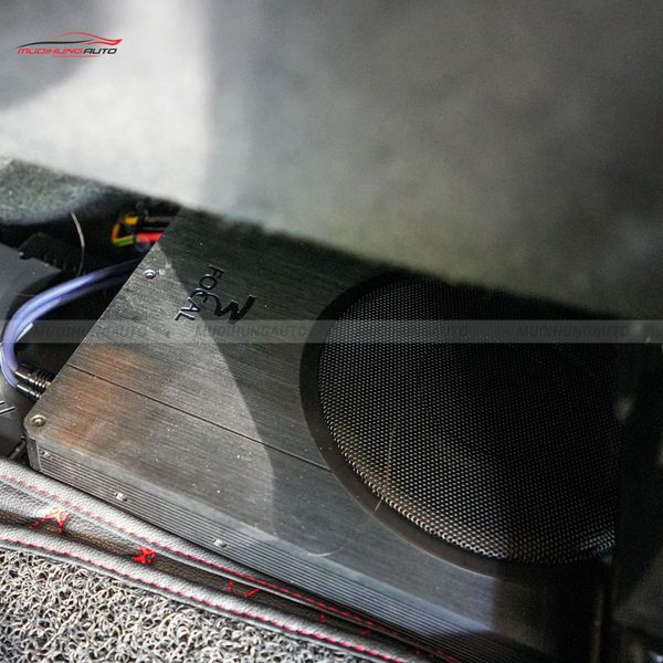 Độ Loa Sub Subaru Forester 2021