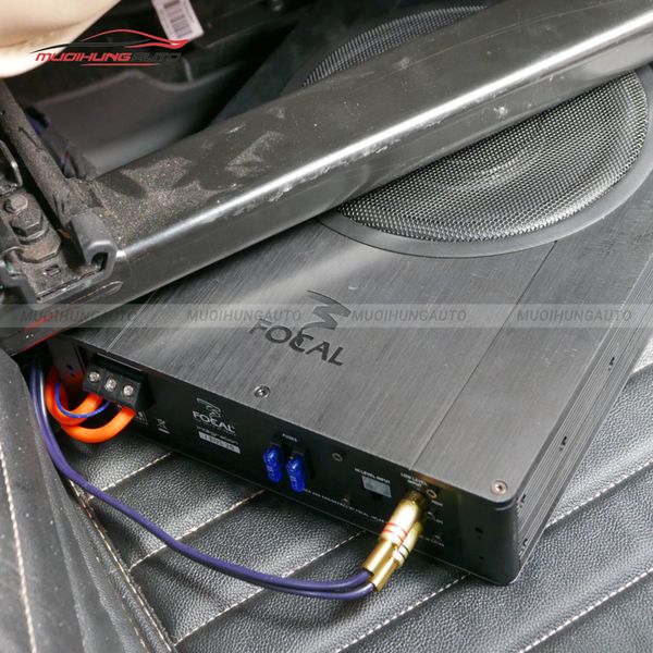 Độ Loa Sub Ford Explorer