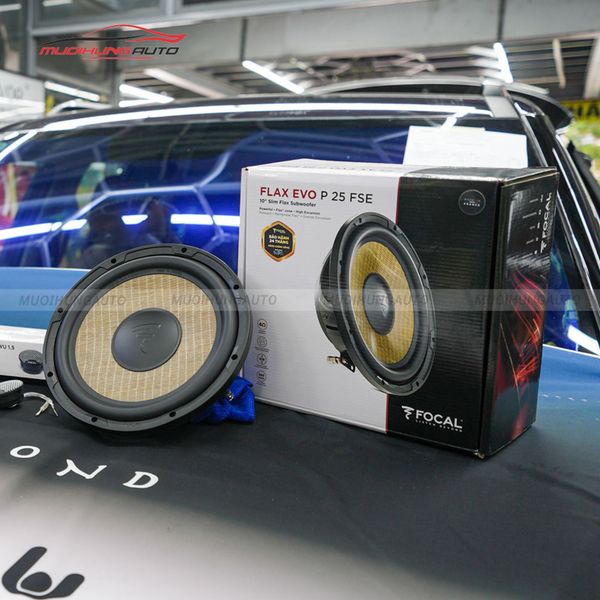 Độ Loa Sub Kia Carnival 2023