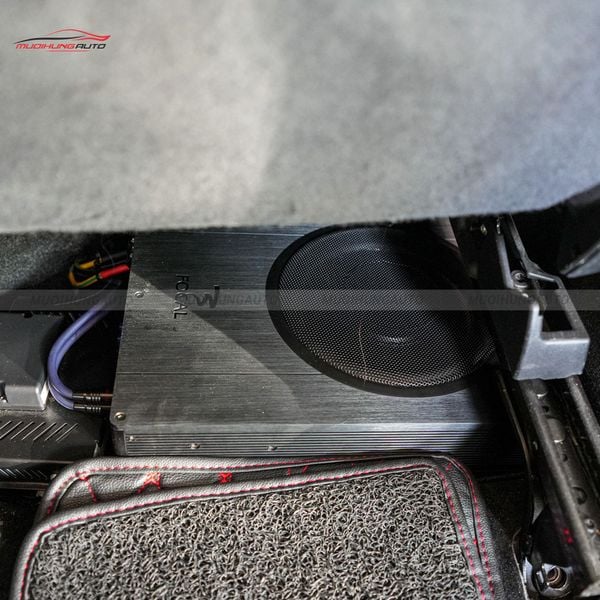 Độ Loa Sub Subaru Forester 2021
