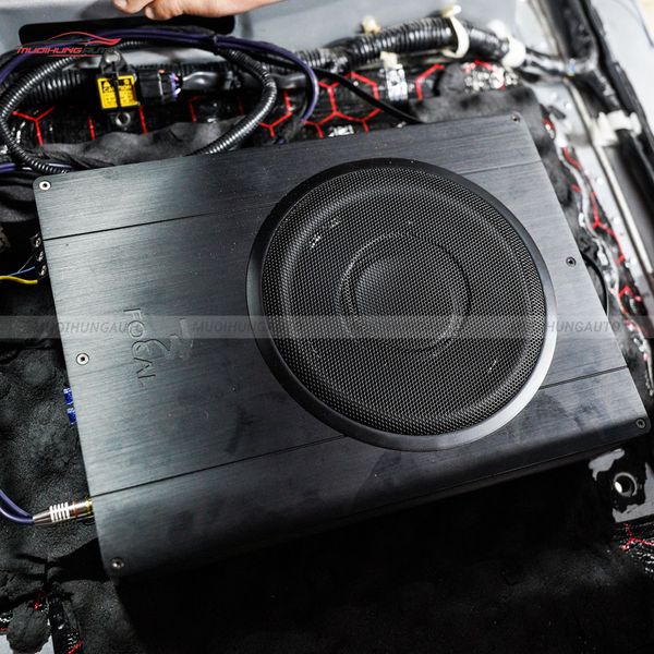 Độ Loa Sub Toyota Fortuner 2014