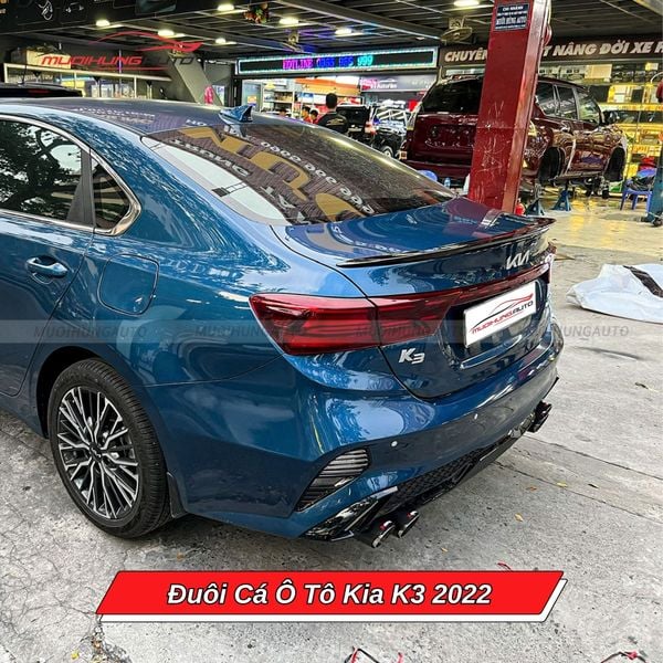 Đuôi Cá Ô Tô Kia K3 2022
