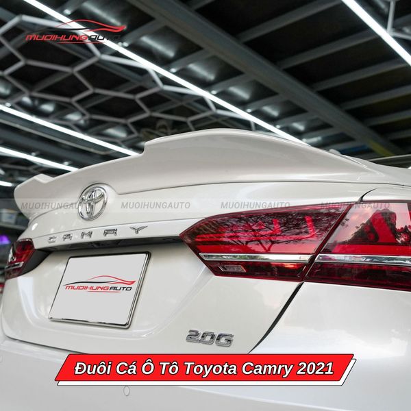 Đuôi Cá Ô Tô Toyota Camry 2021