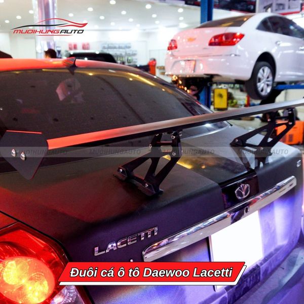 Đuôi Cá Ô Tô Daewoo Lacetti