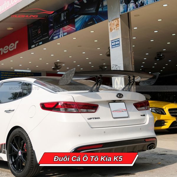 Đuôi Cá Ô Tô Kia K5
