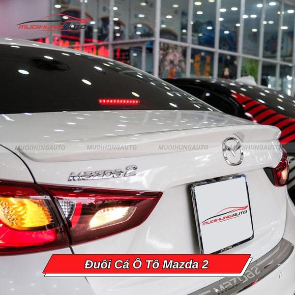 Đuôi Cá Ô Tô Mazda 2