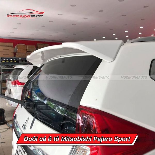 Đuôi Cá Ô Tô Mitsubishi Pajero Sport