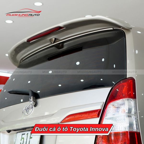 Đuôi Cá Ô Tô Toyota Innova