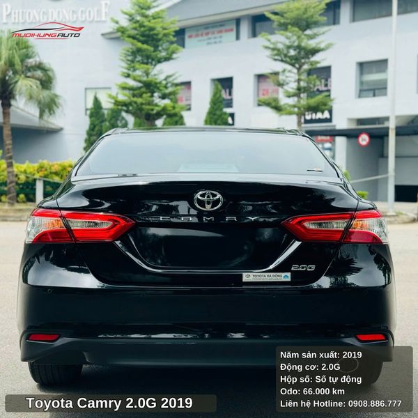 Toyota Camry 2.0G - 2019