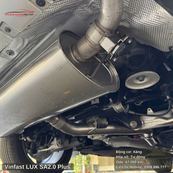 Vinfast LUX SA2.0 Plus