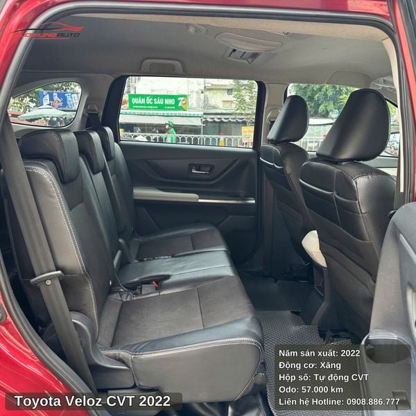 Toyota Veloz CVT - 2022